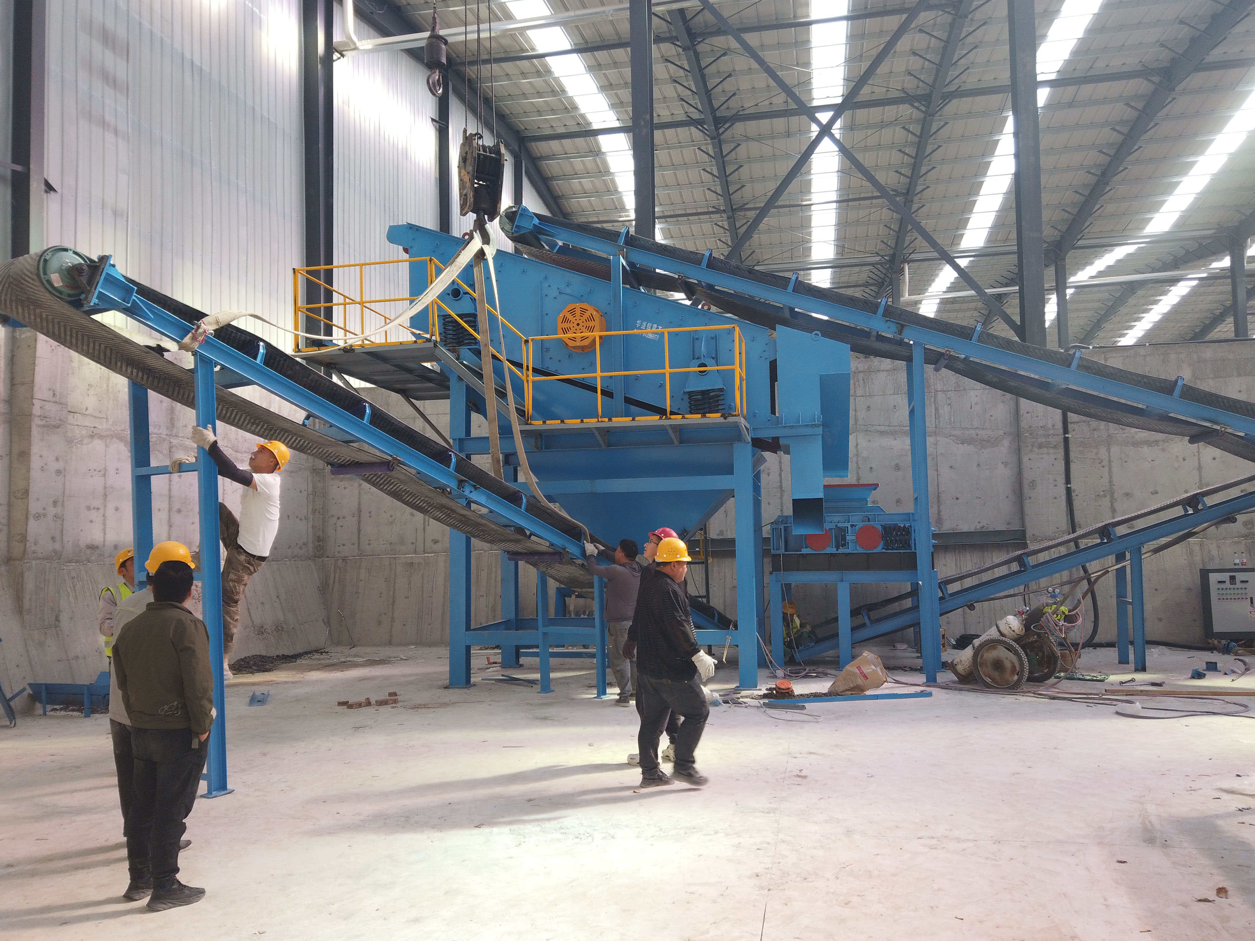 銑刨料精細化骨料再生設備，銑刨料破碎篩分設備，破碎篩分一體機